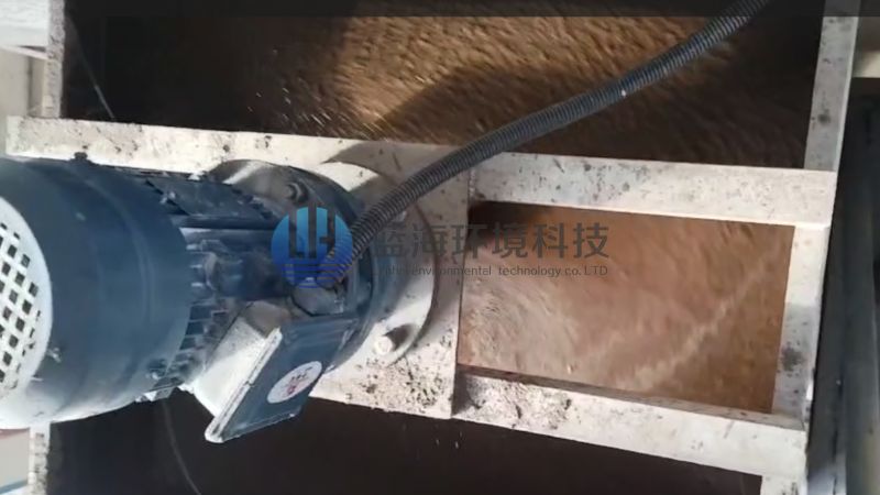 廣西仙鶴新材料丨低壓+高壓帶式污泥脫水機，干度達45%